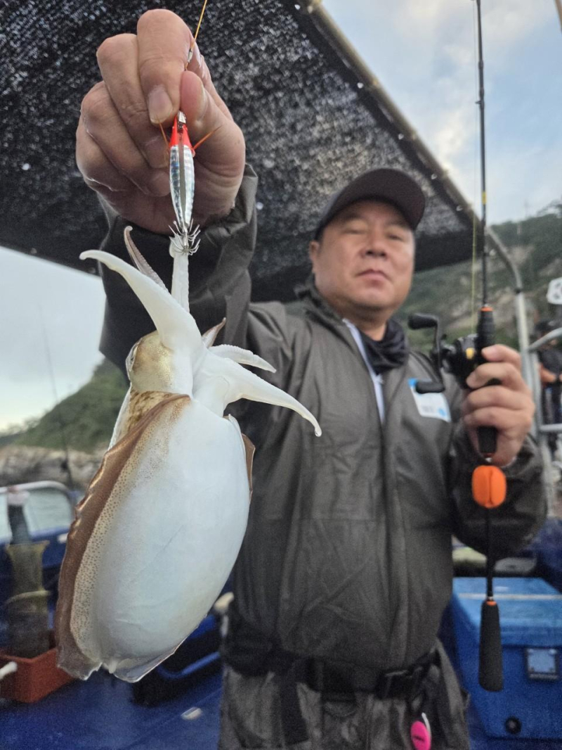 9/26 금요일 레전드호 갑오징어 조황입니다!!- 군산새만금낚시-
