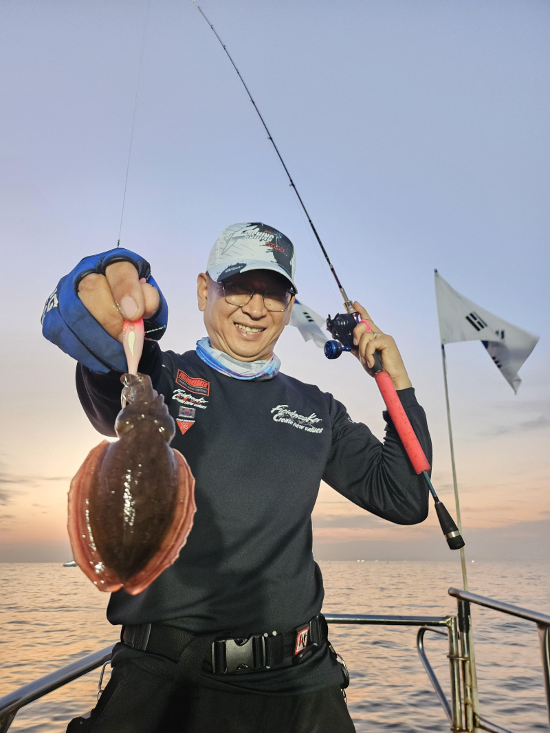 9월27일 황제호 갑오징어 쭈꾸미 망태기 대박조황 입니다.