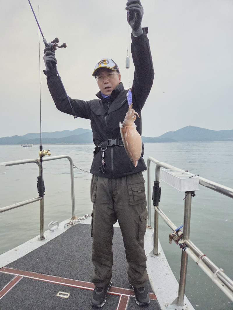 인천 팀에프호 6월 02일 대광어 & 갑오징어 조황!!